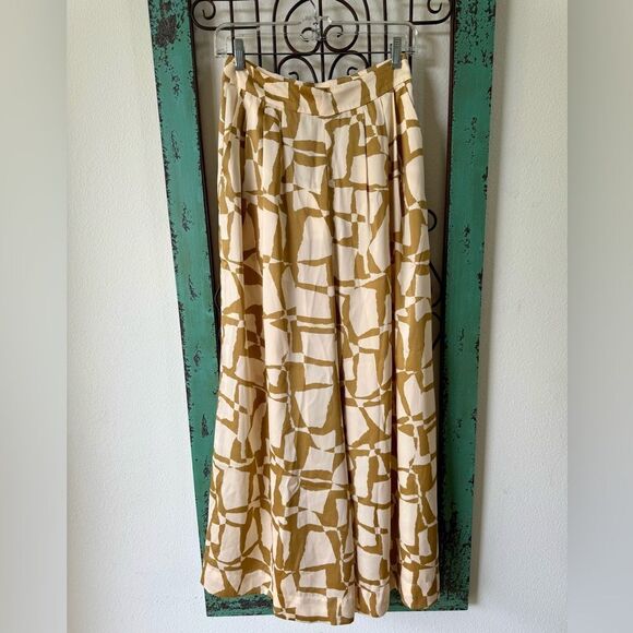 Parker wide leg dress pants. Beautiful for spring/summer. Size 0 - Picture 2 of 9